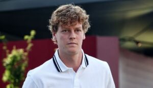 Jannik Sinner ends 2026 season early over right knee injury: Will he return in 2027?