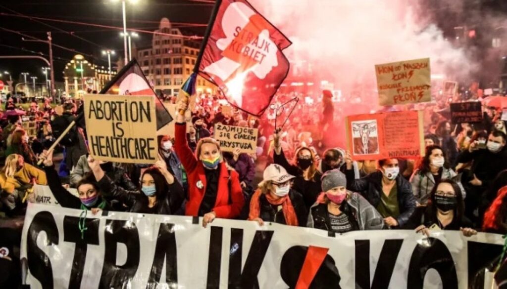Poland's abortion ban faces new challenge as lawmakers vote to loosen restrictions