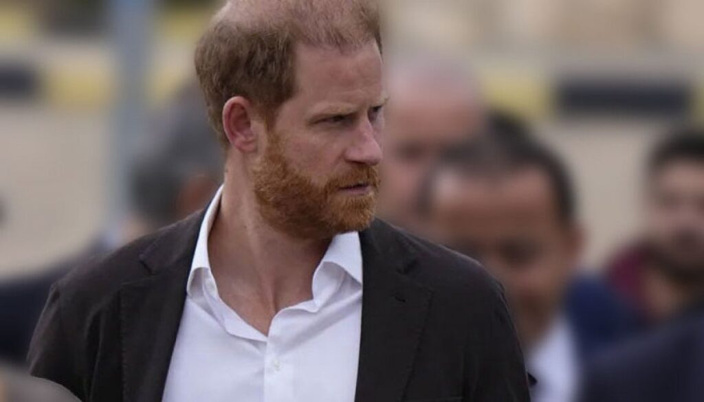 Prince Harry makes very public demand of King Charles: 'I need a chance!'
